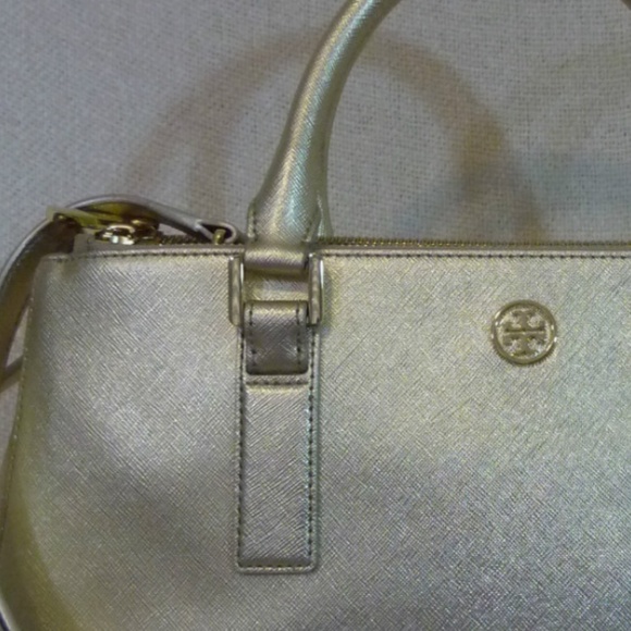 NEW Tory Burch Robinson Gold Saffiano Leather Mini Double-Zip Tote/Shoulder Bag - Picture 14 of 14